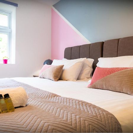 The 'Pinky' - Beautiful 1 Bed Apartment In Hatfield - Free Parking - Near Uni & Business Park - Big Savings On Long Stays Εξωτερικό φωτογραφία