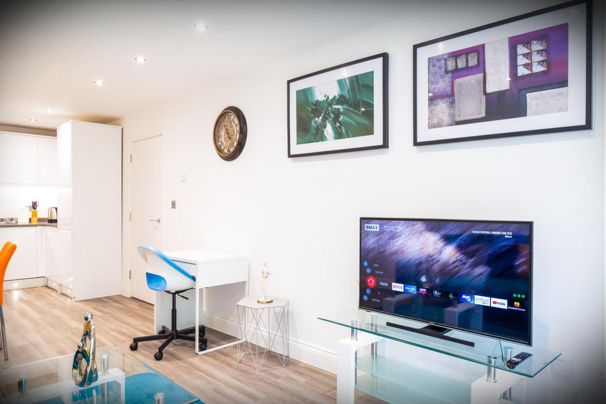 The 'Pinky' - Beautiful 1 Bed Apartment In Hatfield - Free Parking - Near Uni & Business Park - Big Savings On Long Stays Εξωτερικό φωτογραφία